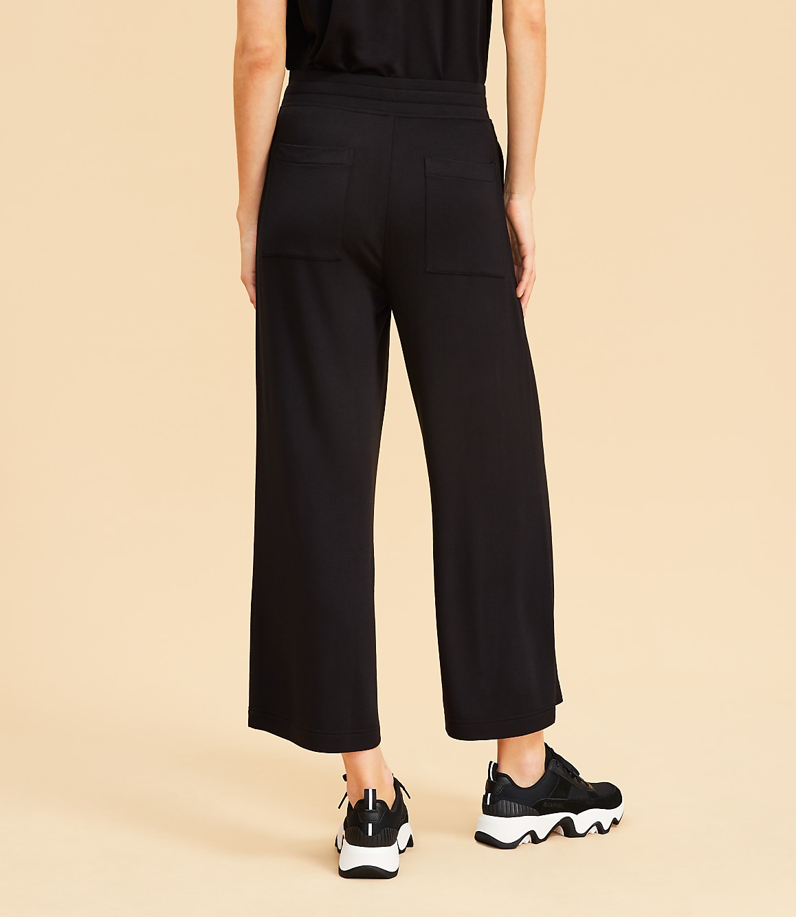 Lou & Grey Signaturesoft Wide Leg Crop Pants