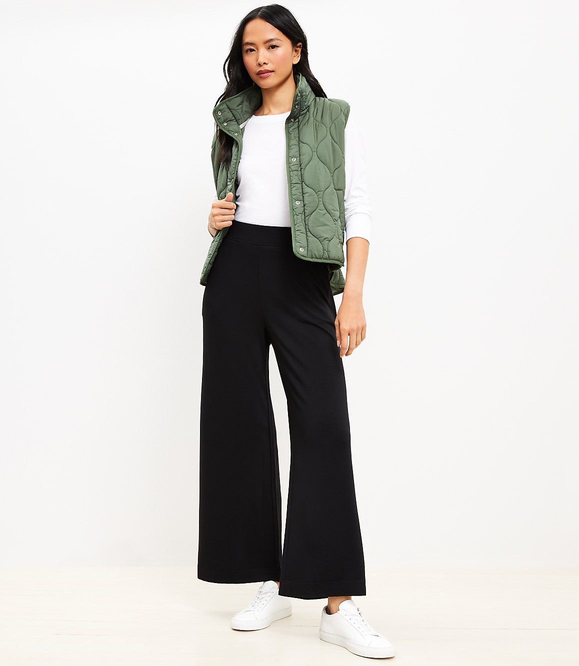 Lou & Grey Signature Softblend Wide Leg Pants