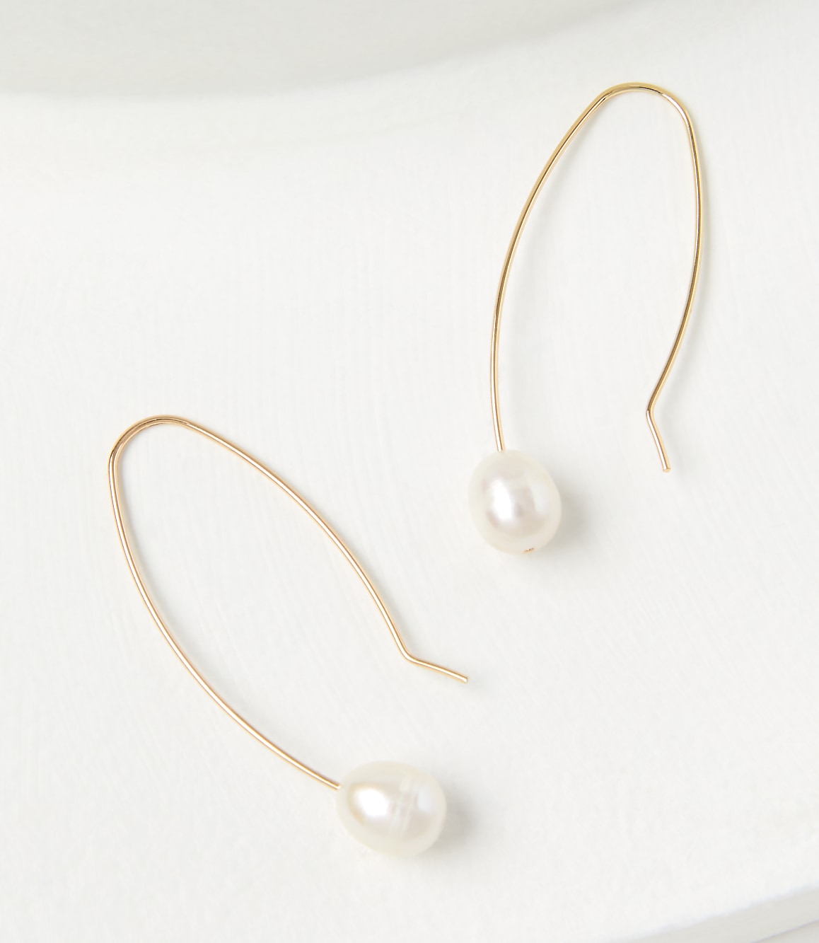 Pearlized Pull Through Earrings