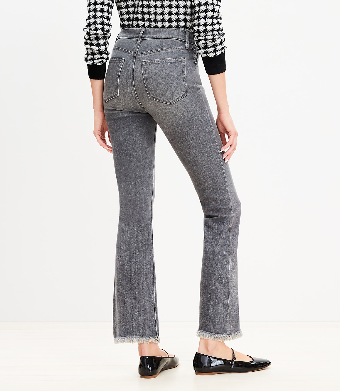 Frayed High Rise Kick Crop Jeans in Vintage Grey Wash