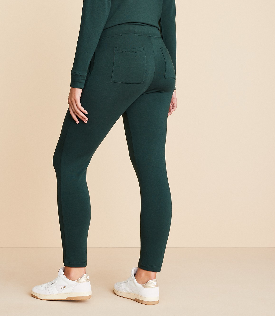 Lou & Grey Signaturesoft Sweatpants