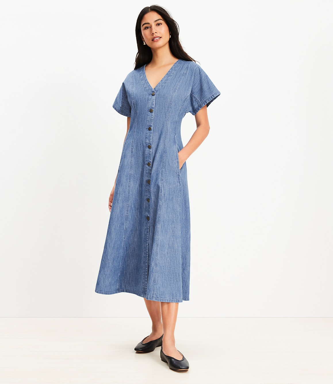 Chambray V-Neck Midi Pocket Dress