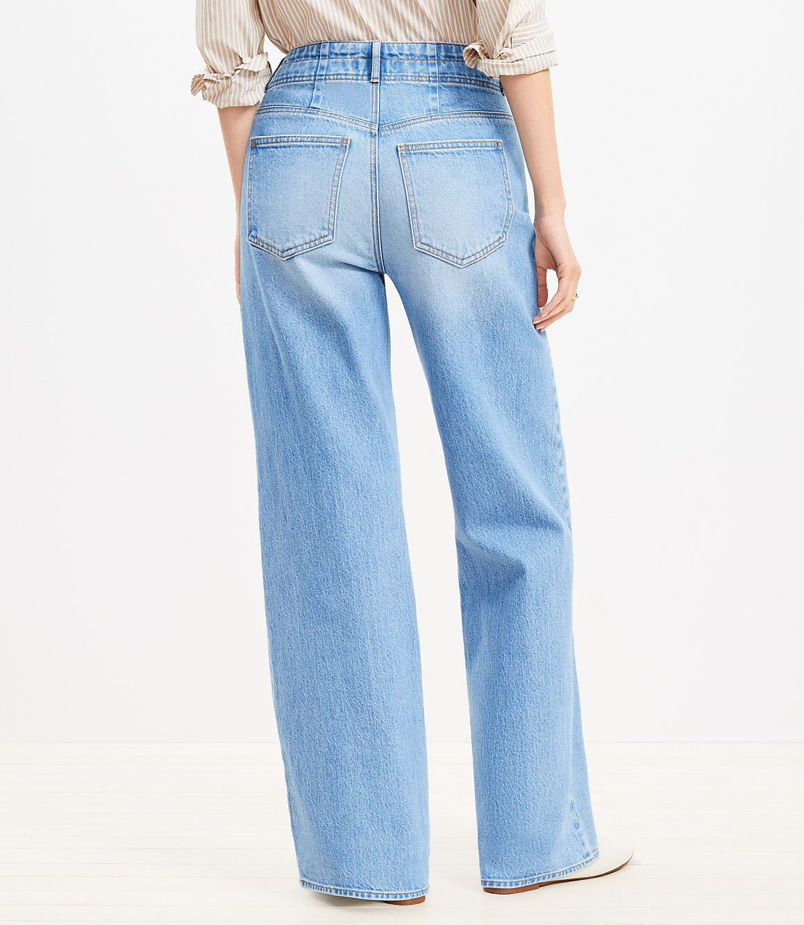 Petite Curvy Seamed Wide Leg Jeans in Bright Authentic Indigo