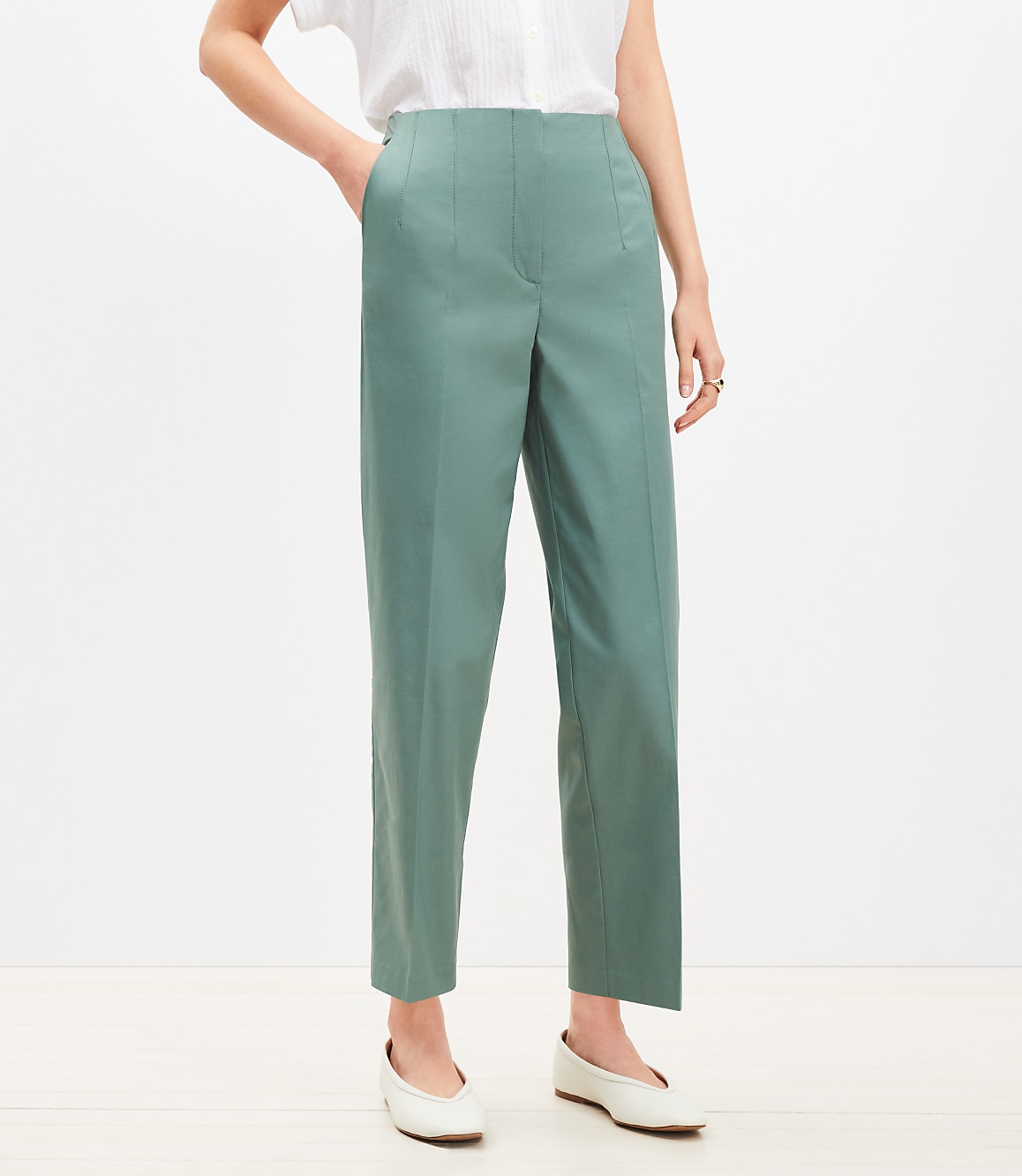 Darted Straight Pants in Twill