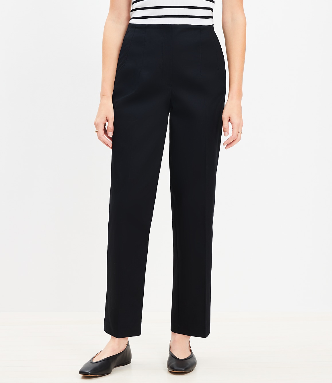 Curvy Darted Straight Pants in Twill