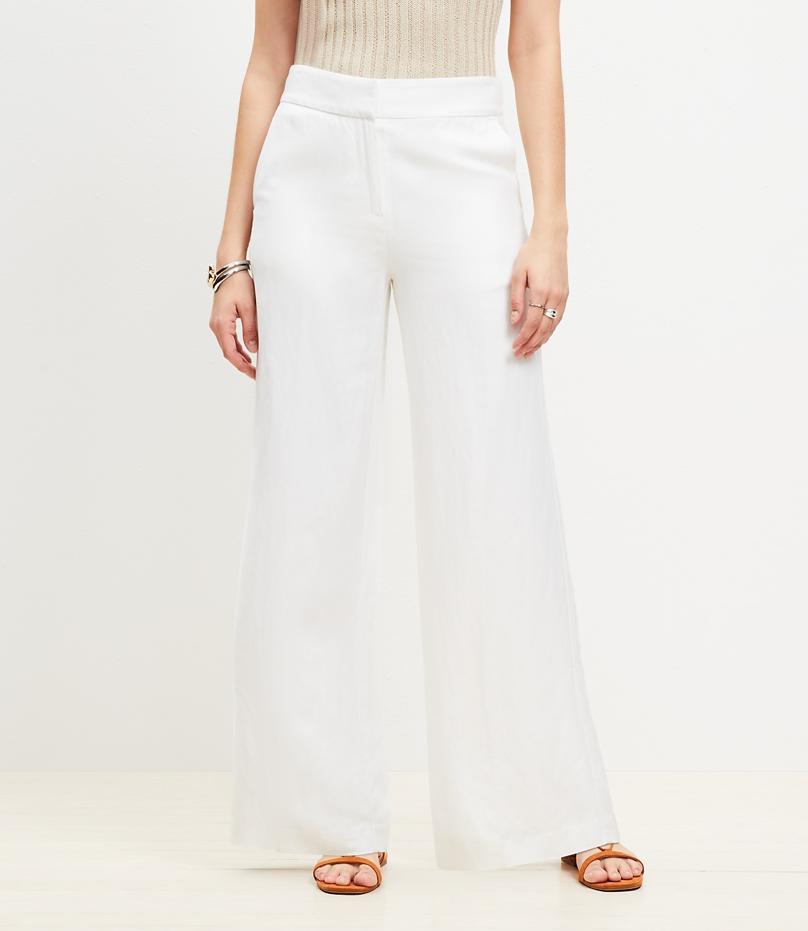 Clean Wide Leg Pants in Linen Blend