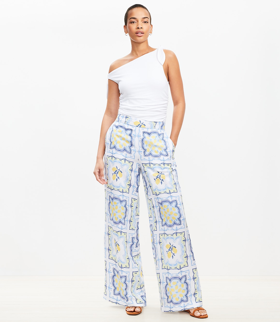 Petite Lemon Pull On Wide Leg Pants in Linen Blend
