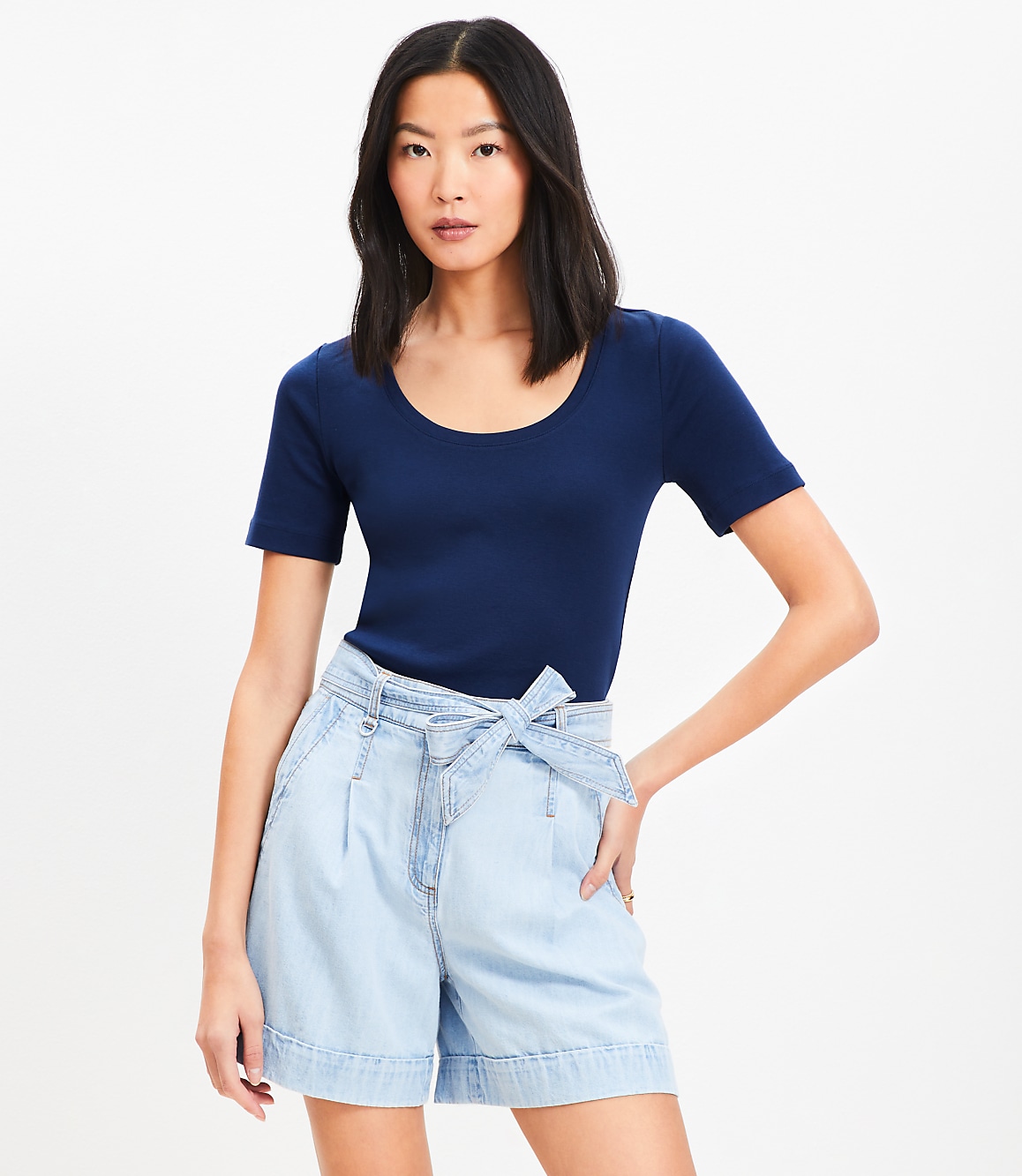 Ribbed Scoop Neck Tee