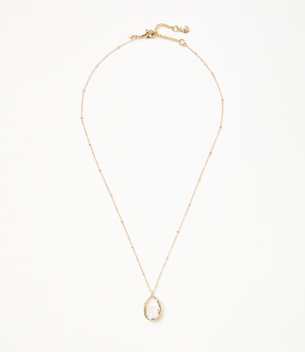 Mother Of Pearl Center Necklace