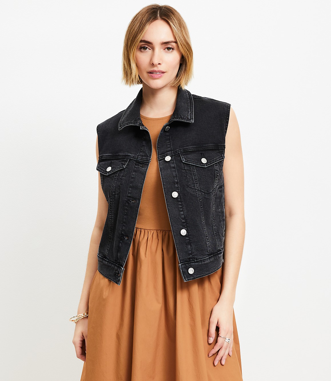Denim Trucker Vest in Washed Black