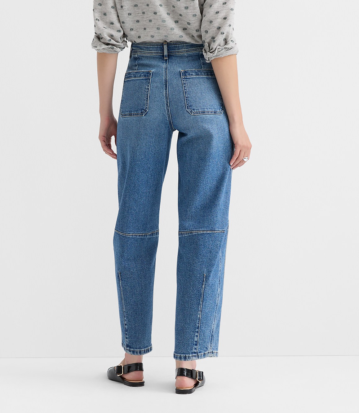 Petite High Rise Barrel Jeans in Classic Mid Wash