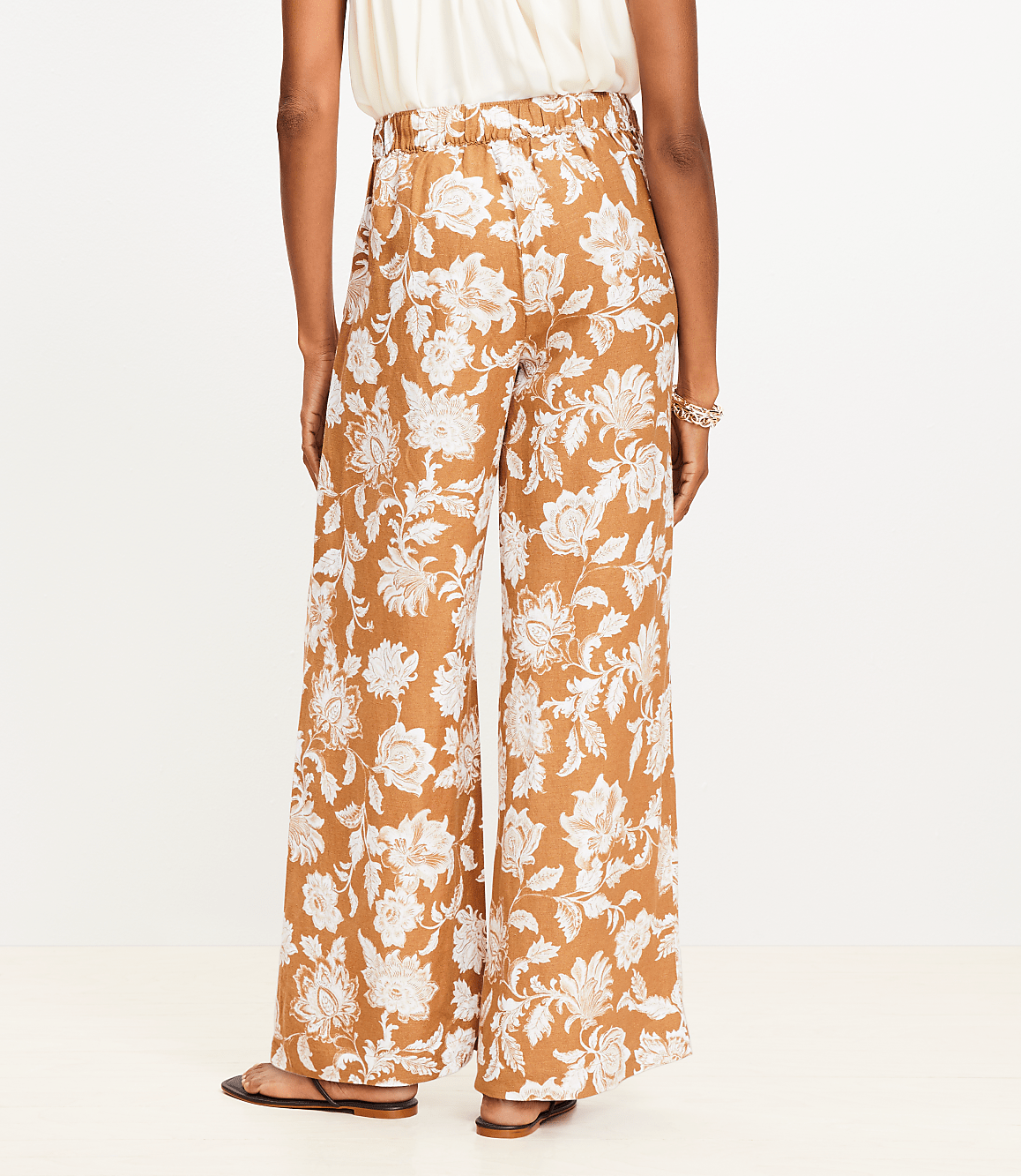 Petite Floral Pull On Wide Leg Pants in Linen Blend