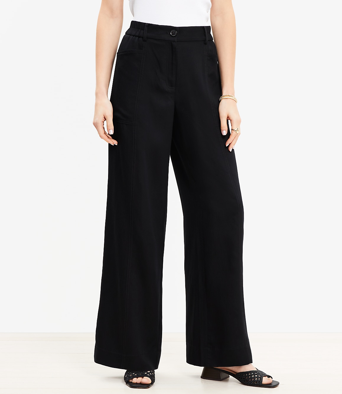 Petite Seamed Wide Leg Pants