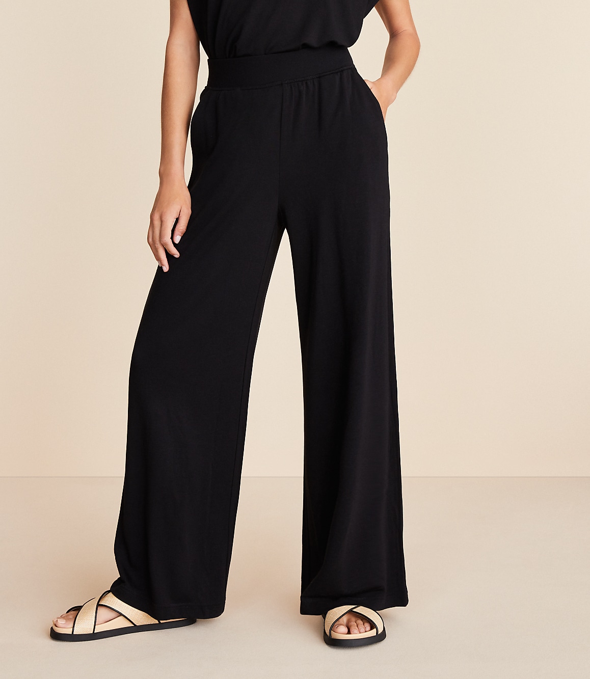 Petite Lou & Grey Signaturesoft Wide Leg Pants