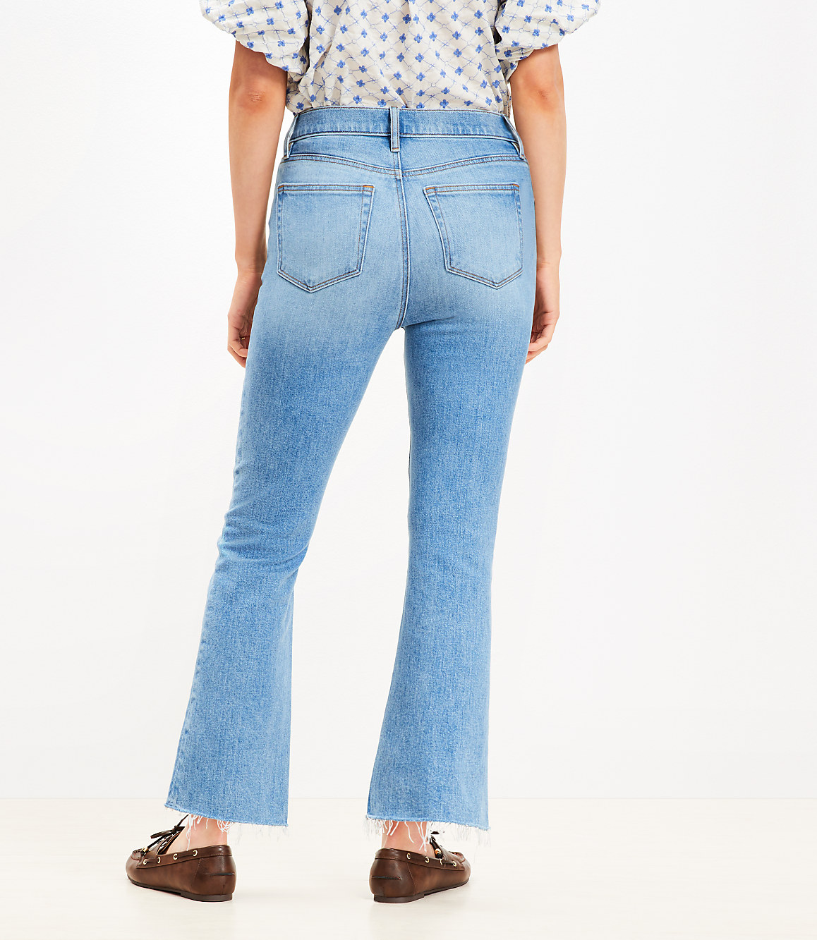 Curvy Fresh Cut High Rise Kick Crop Jeans in Authentic Light Indigo Wash