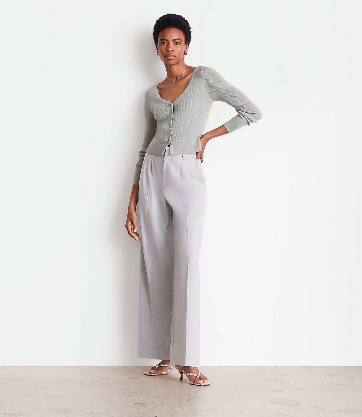 LOFT Versa Ribbed V-Neck Cardigan