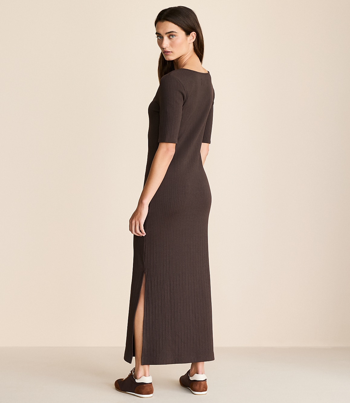 Lou & Grey Ribbed Maxi Elbow Sleeve Dress