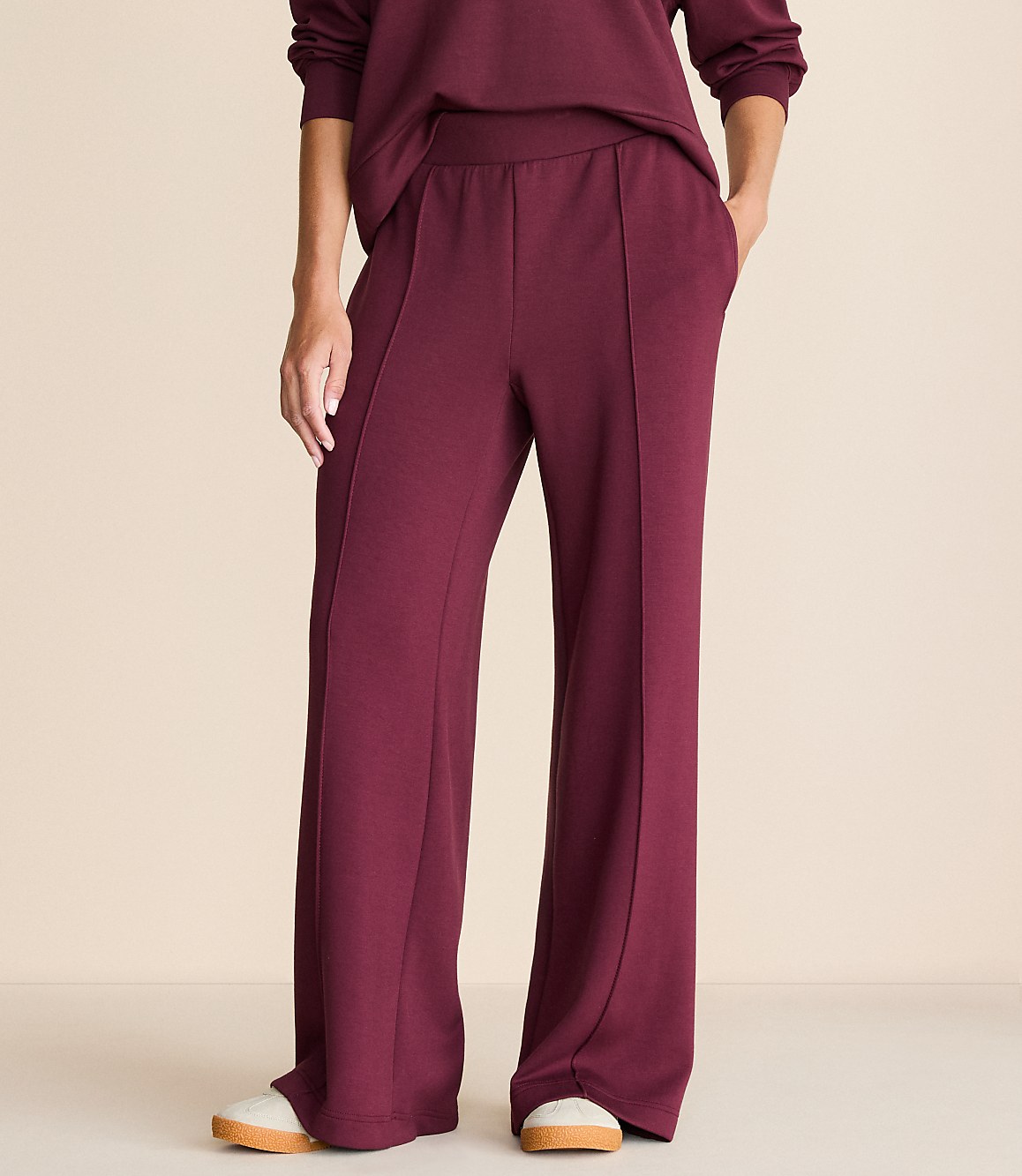 Lou & Grey Scubasoft Pintucked Wide Leg Pants