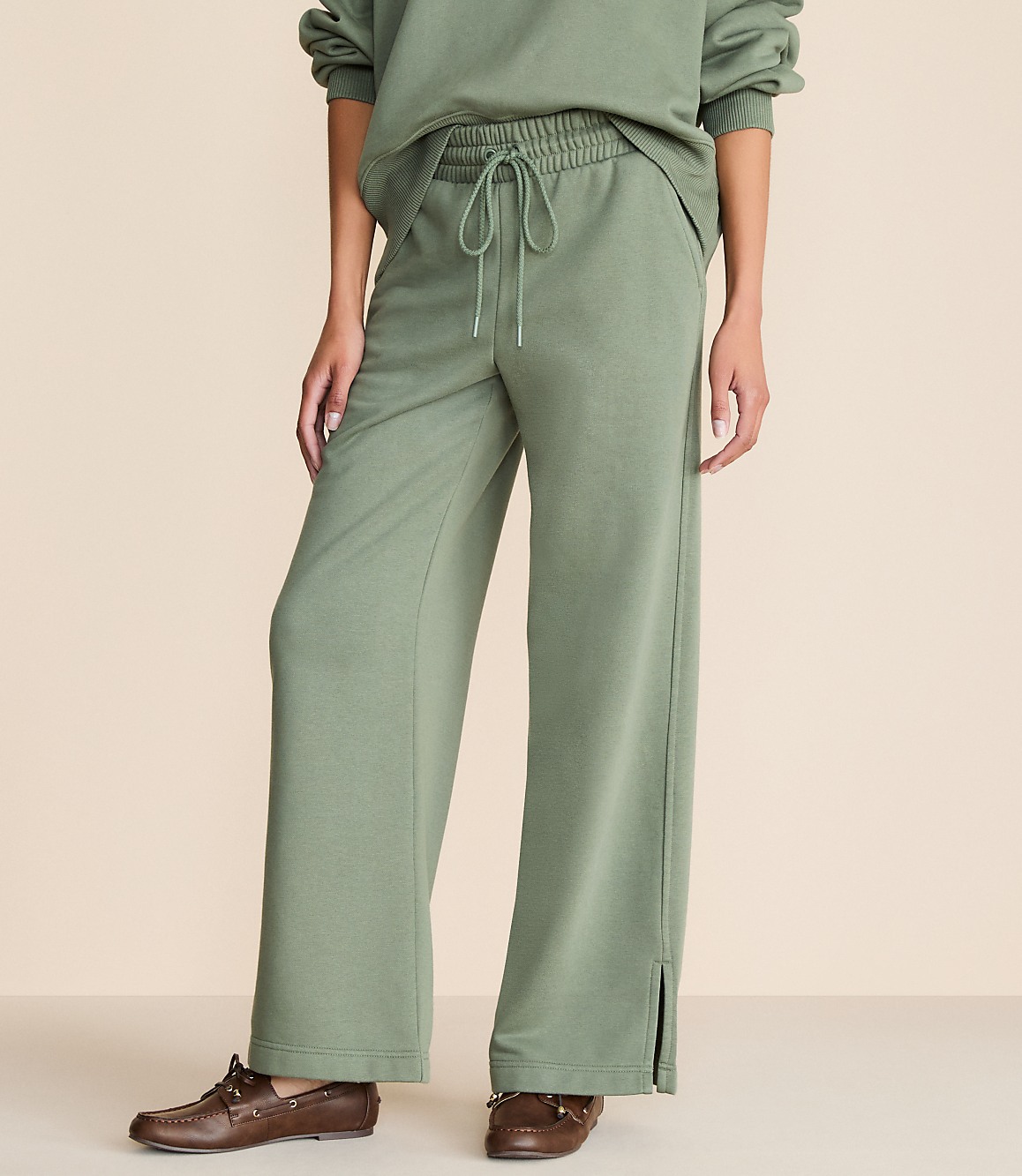Lou & Grey Elite Fleece Wide Leg Sweatpants
