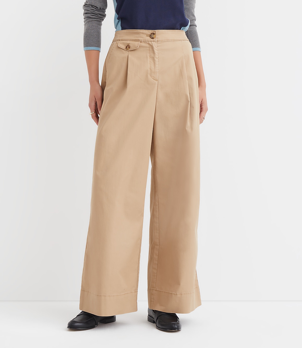 Petite Coin Pocket Pleated Wide Leg Pants in Twill