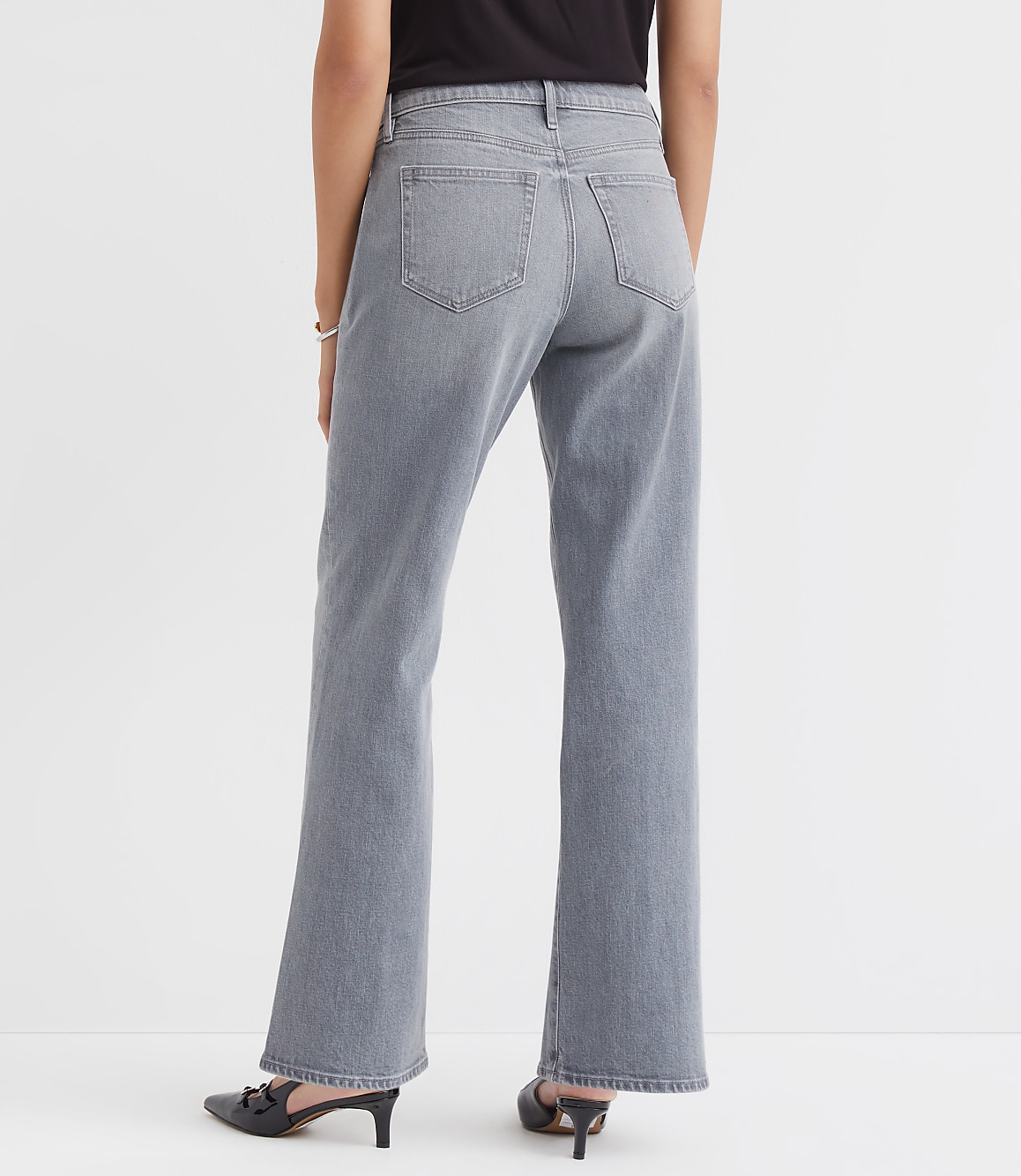 Petite Curvy Mid Rise Relaxed Straight Jeans in Grey