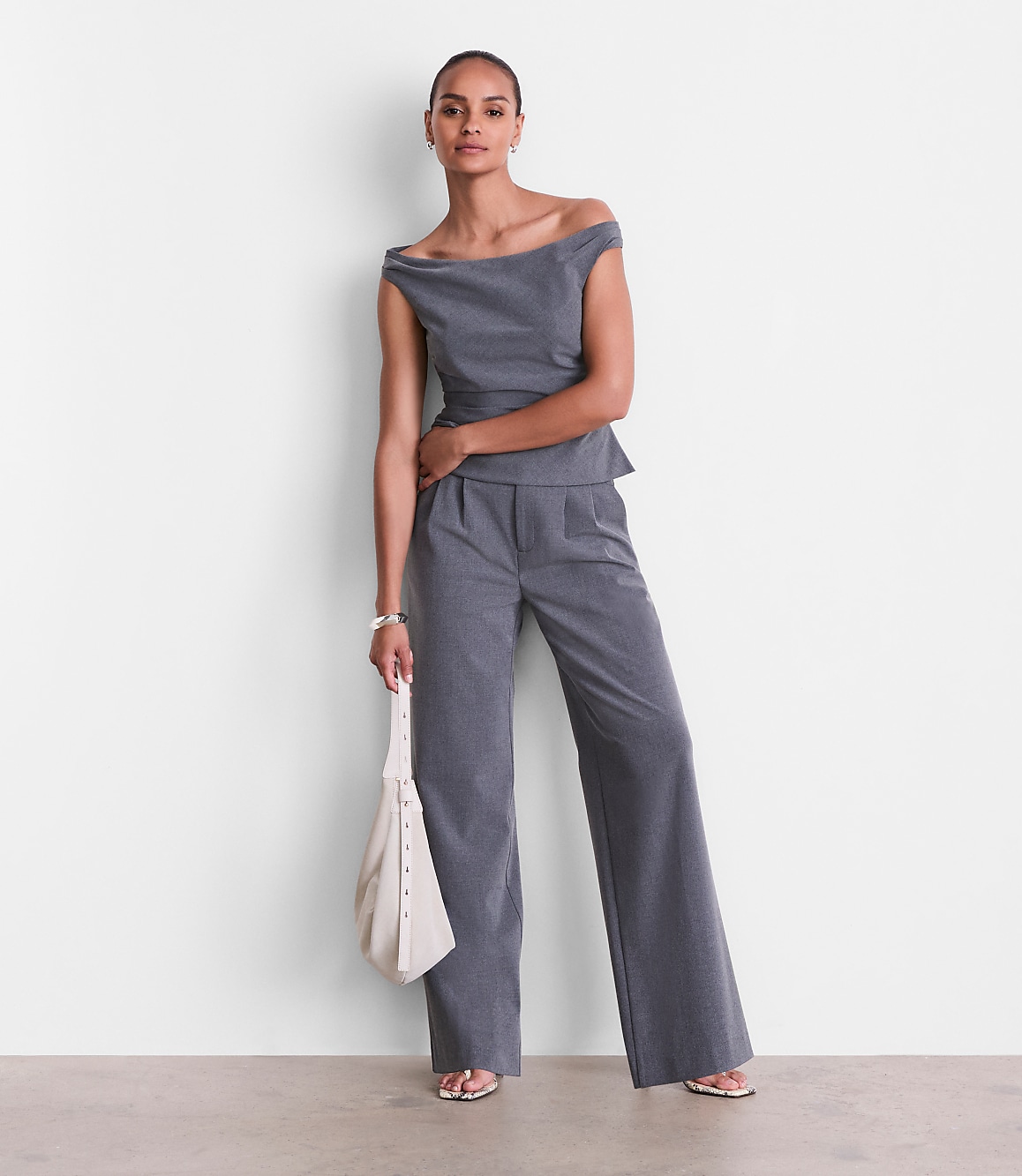 LOFT Versa Seasonless Stretch Off The Shoulder Top in Heather