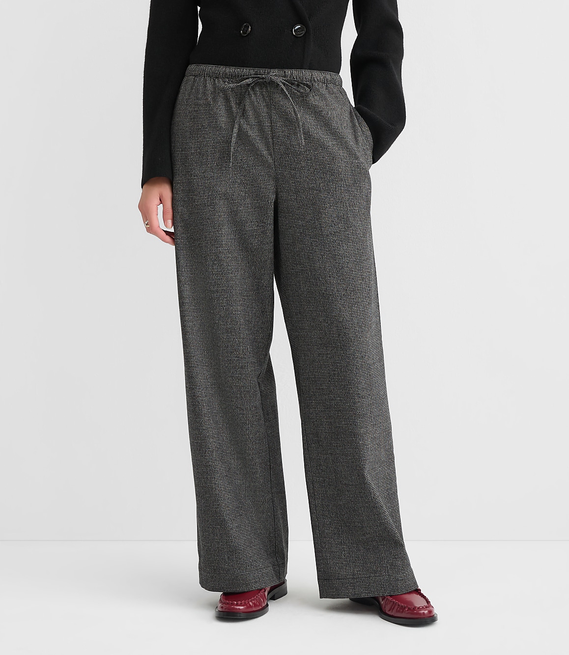 Petite Sawyer Pull On Pants in Houndstooth Brushed Flannel