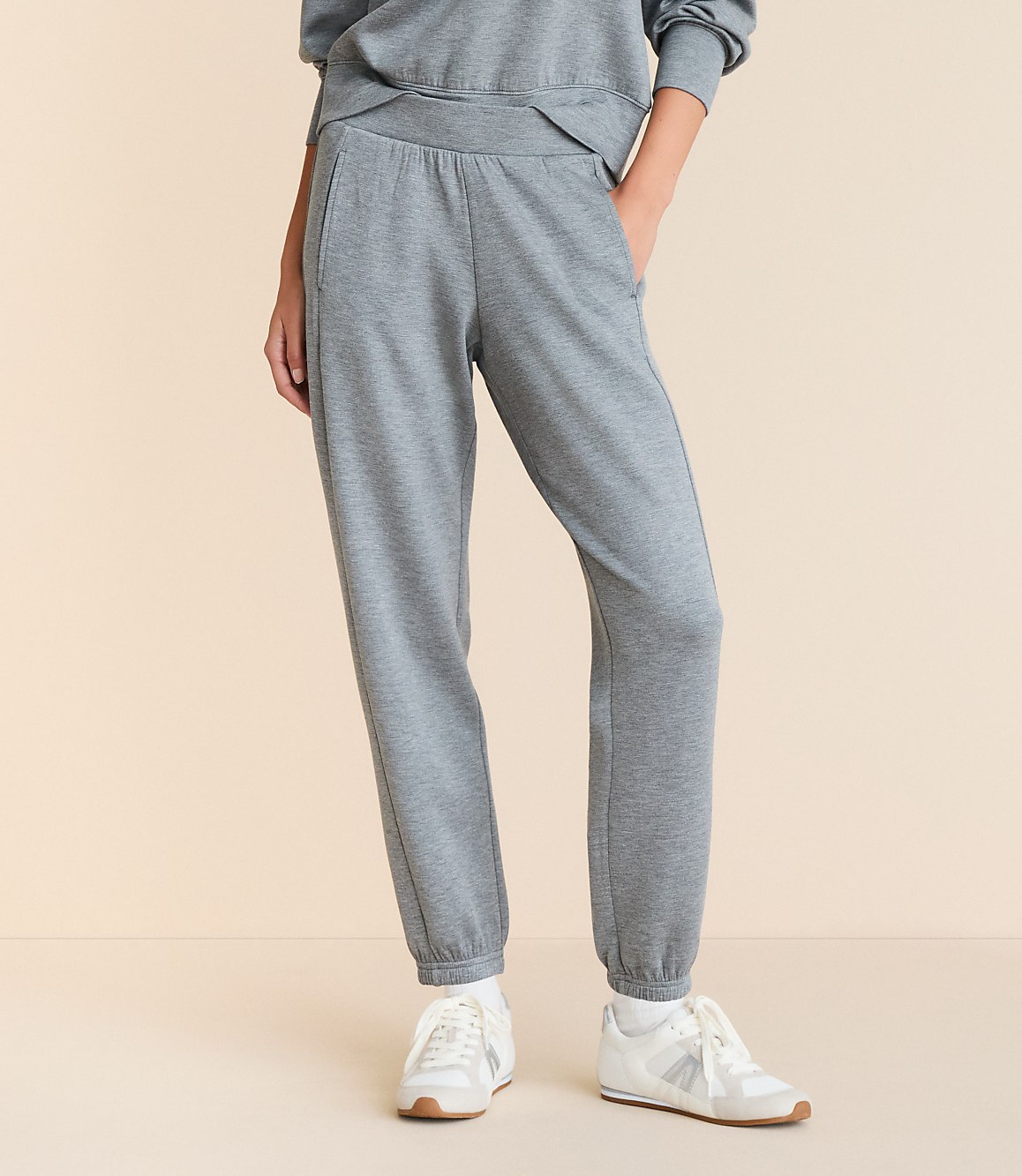 Lou & Grey Heathered Scubasoft Joggers