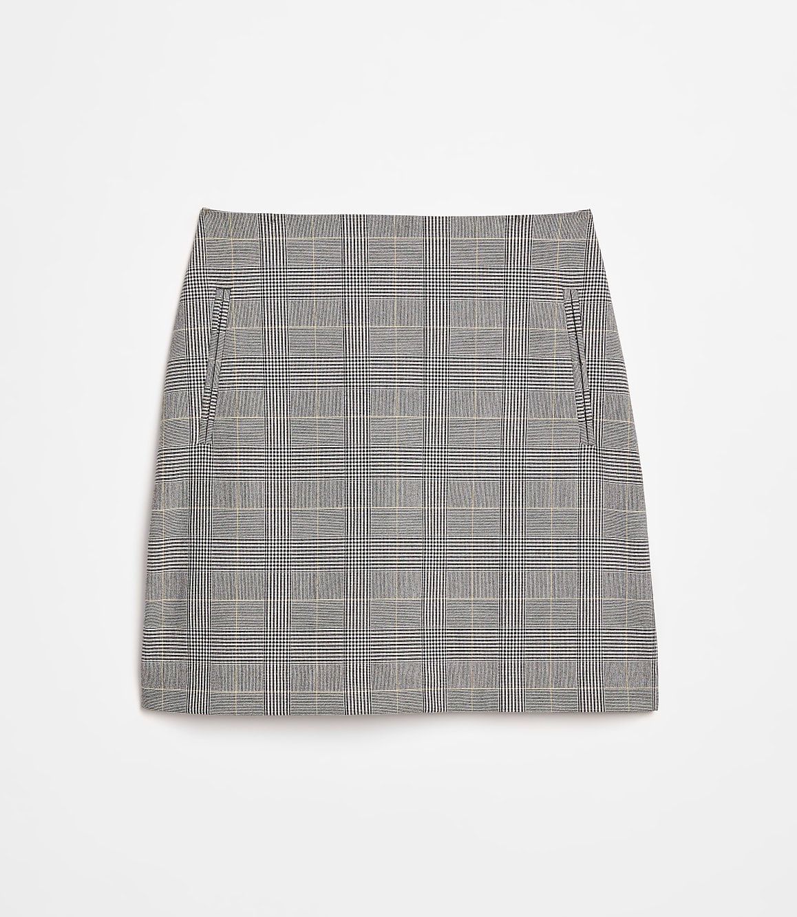 LOFT Versa Seasonless Stretch Pocket Mini Skirt in Plaid