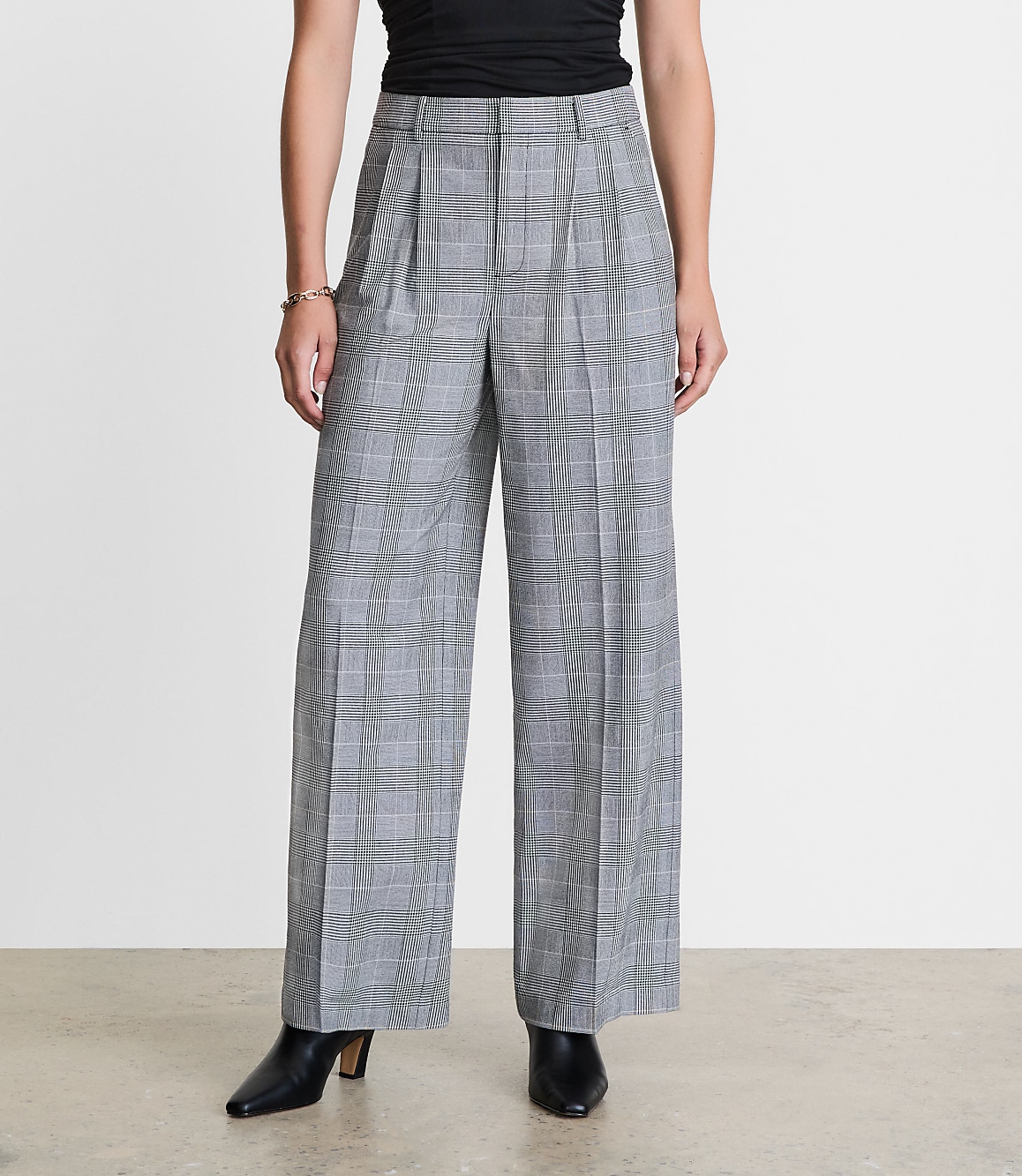 LOFT Versa Seasonless Stretch Double Pleat Wide Leg Pants in Plaid