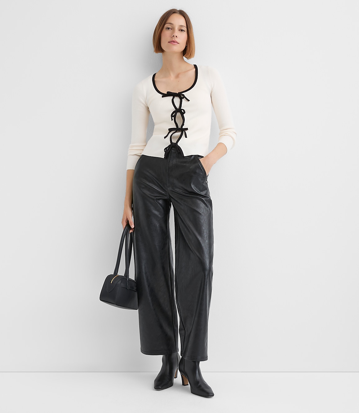 Contrast Bow Cardigan
