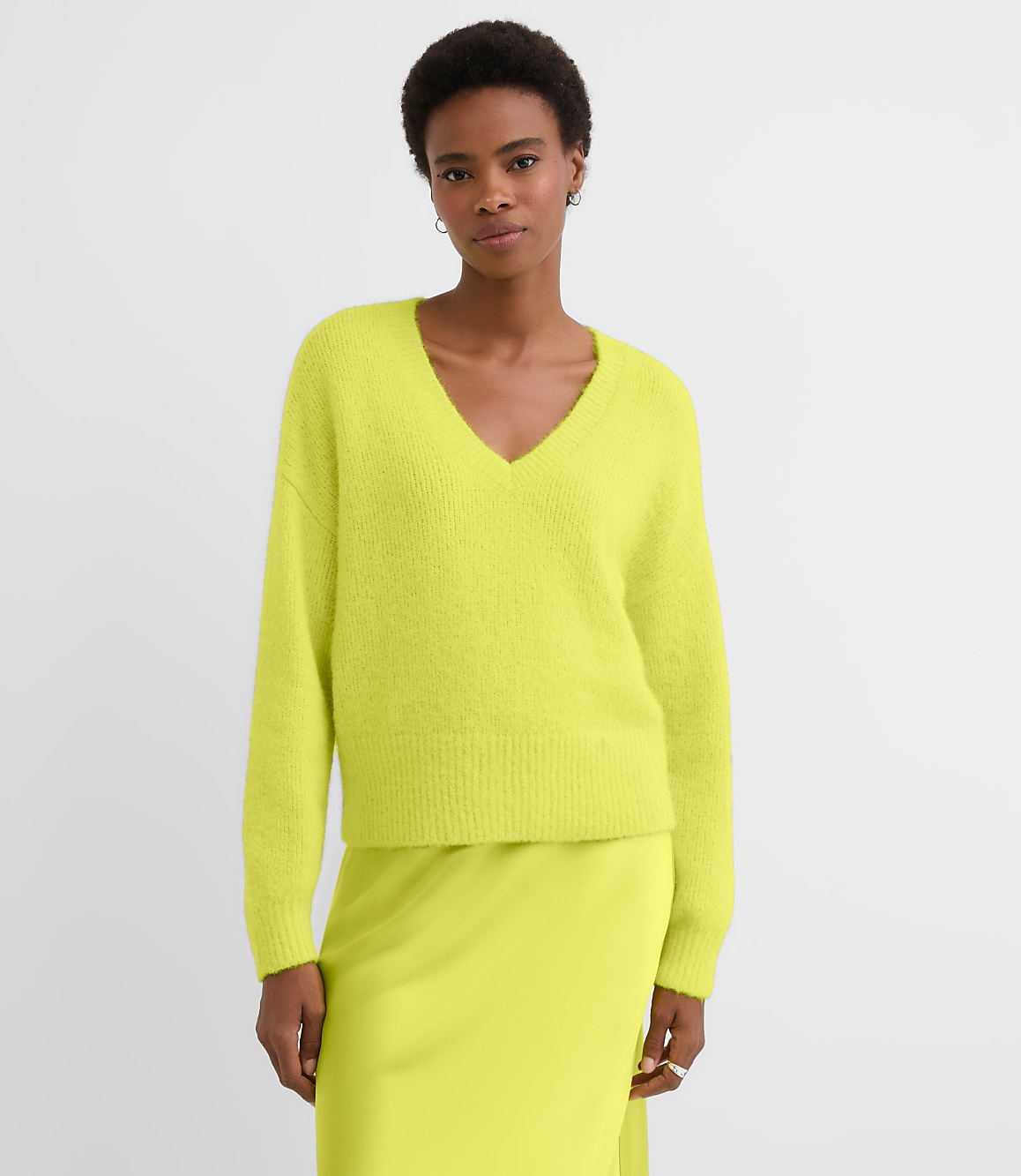 Petite Ribtrim Relaxed V-Neck Sweater