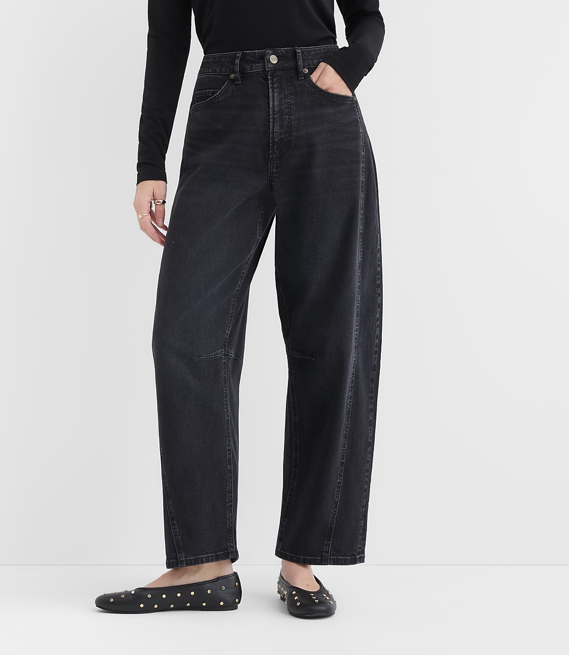 Rivete Seamed High Rise Barrel Jeans in Noir Wash