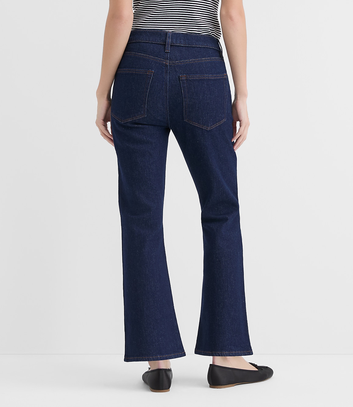 Rivete Curvy High Rise Kick Crop Jeans in Nova Wash