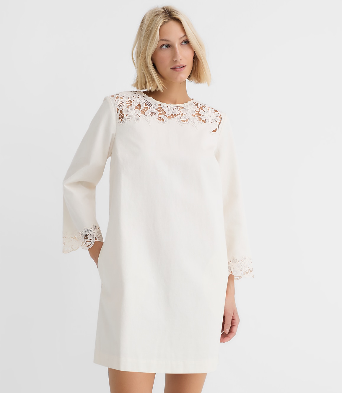 Floral Lace Trim Mini Pocket Dress