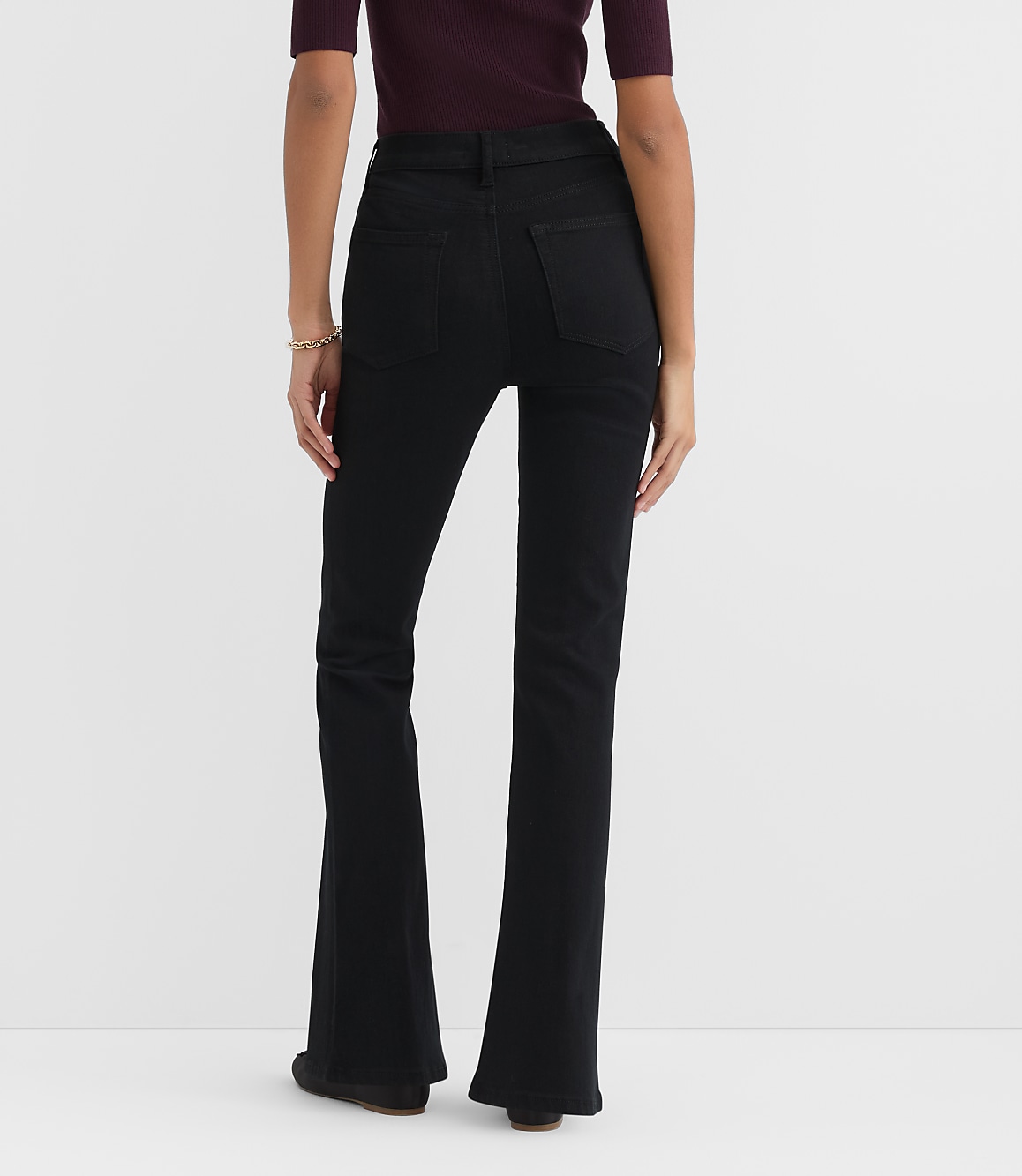 Rivete Curvy High Rise Slim Flare Jeans in Noir Wash