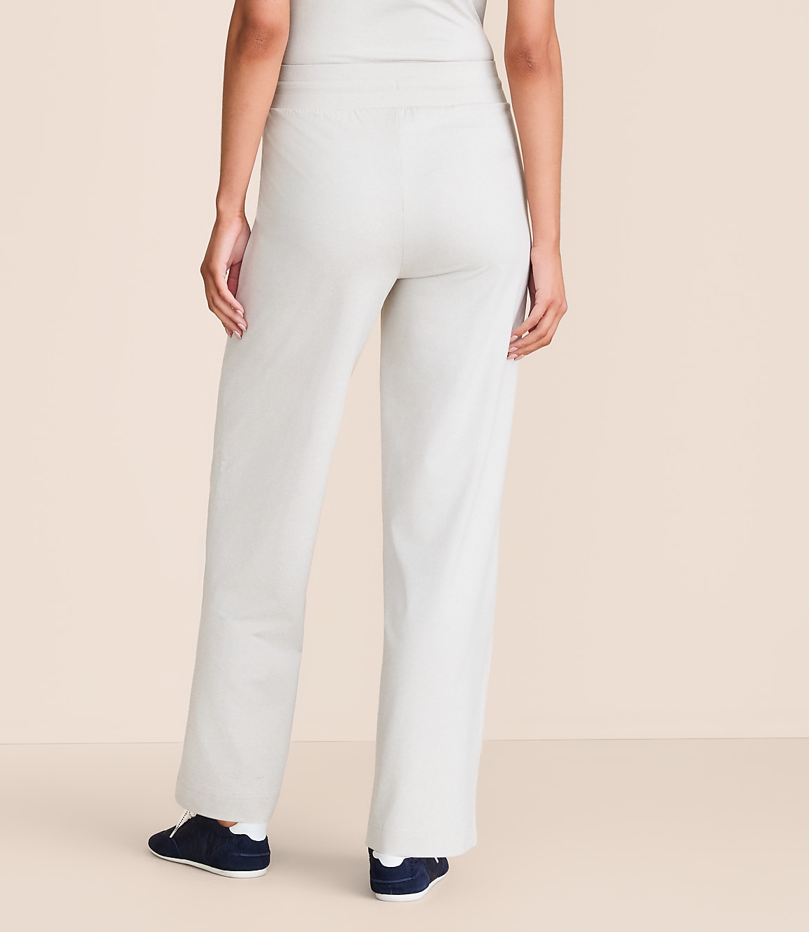 Lou & Grey Heathered Brushedsoft Slim Wide Leg Pants