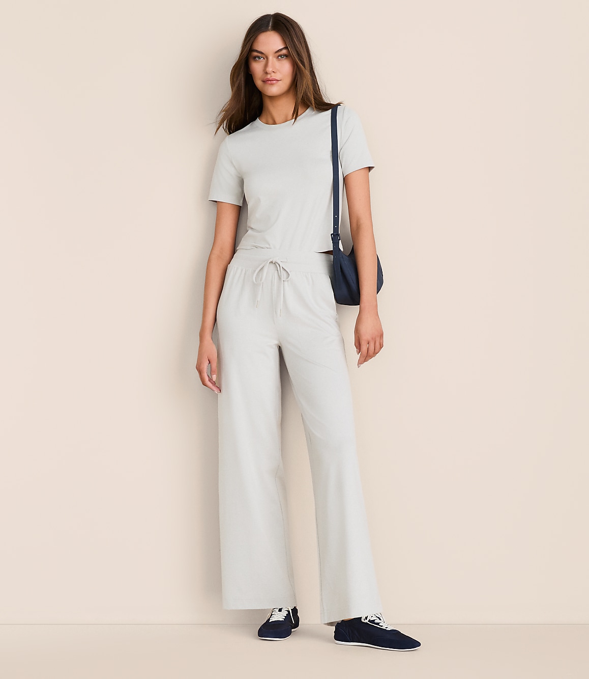 Lou & Grey Heathered Brushedsoft Slim Wide Leg Pants