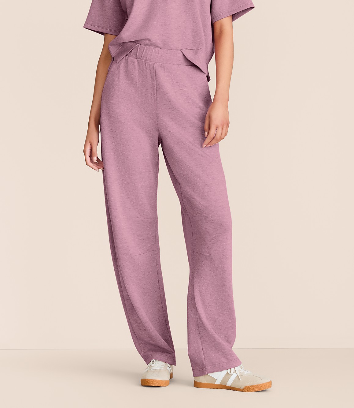 Lou & Grey Scubasoft Relaxed Taper Pants