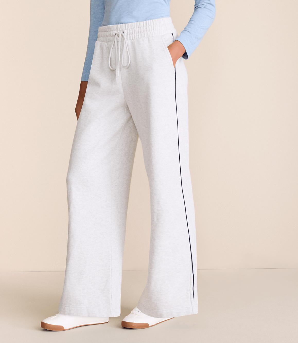 Petite Lou & Grey Heathered Piped Elite Fleece Wide Leg Sweatpants