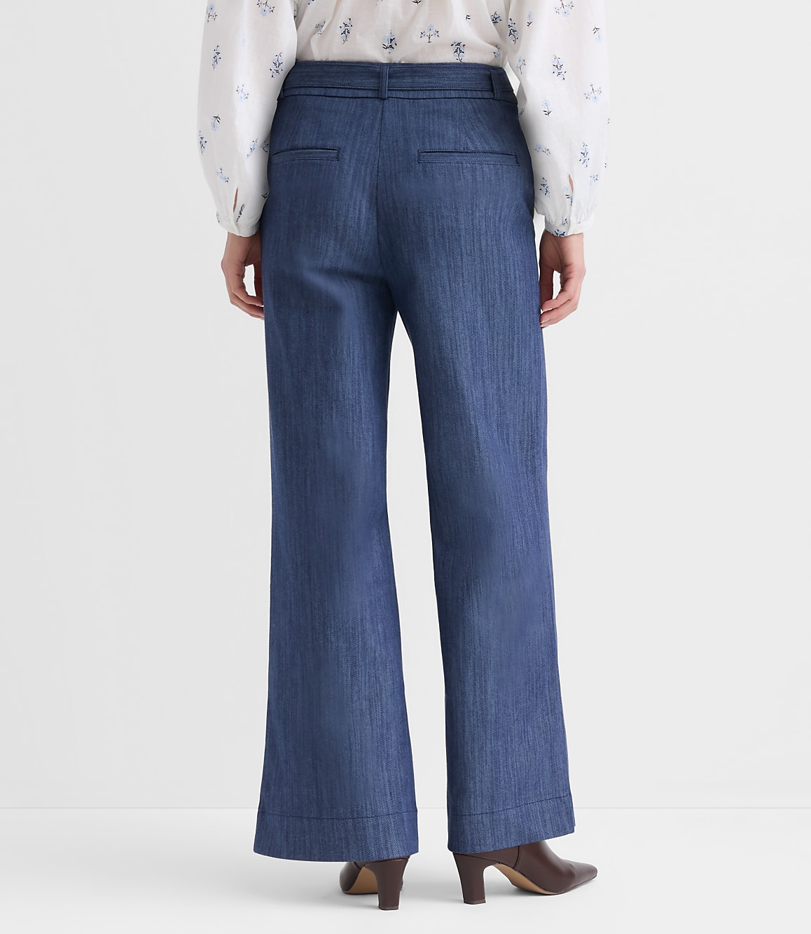 Petite Curvy Belted Palmer Wide Leg Pants in Refined Denim