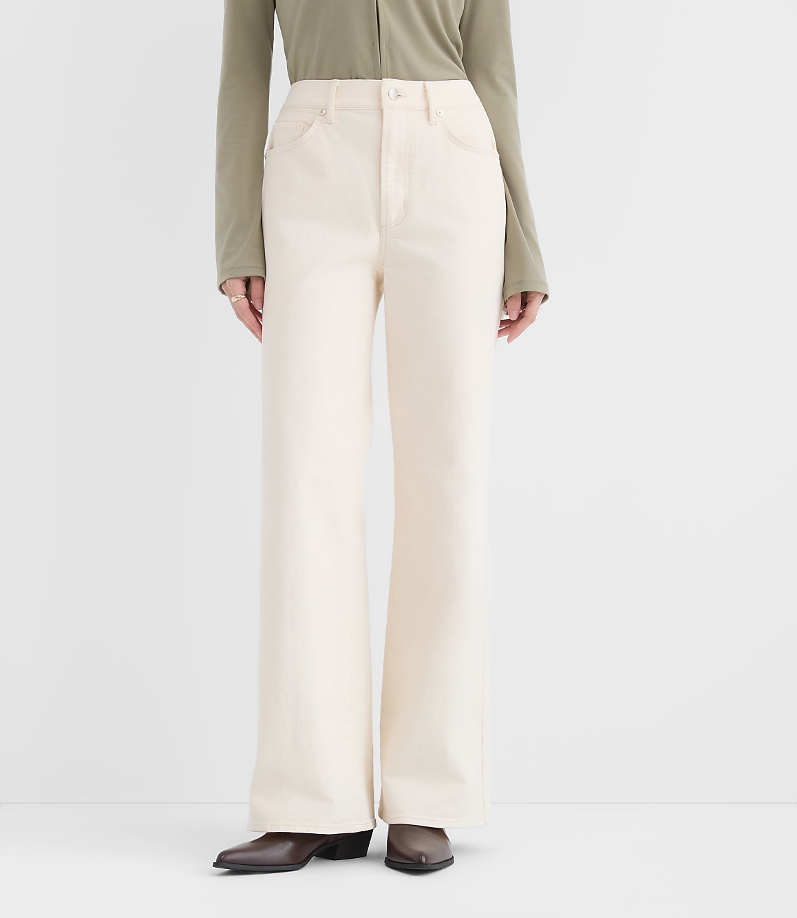 Rivete Petite Curvy High Rise Wide Leg Jeans in Ivory