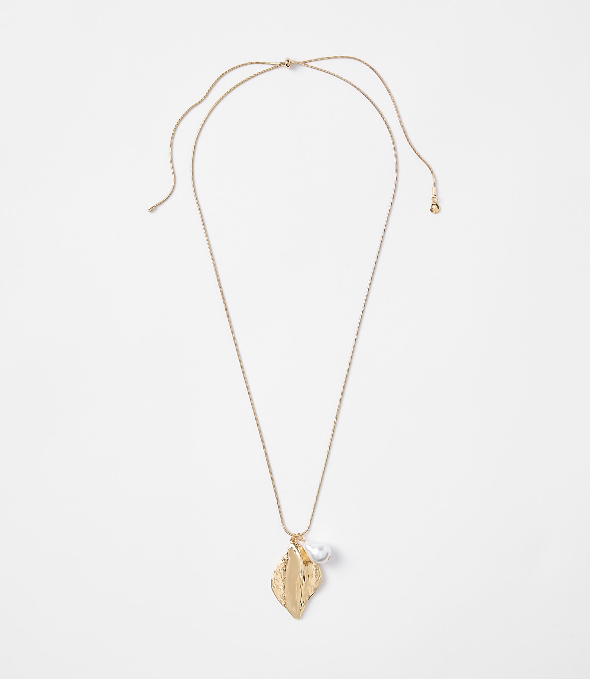 Pearlized Hammered Cluster Pull Tie Necklace