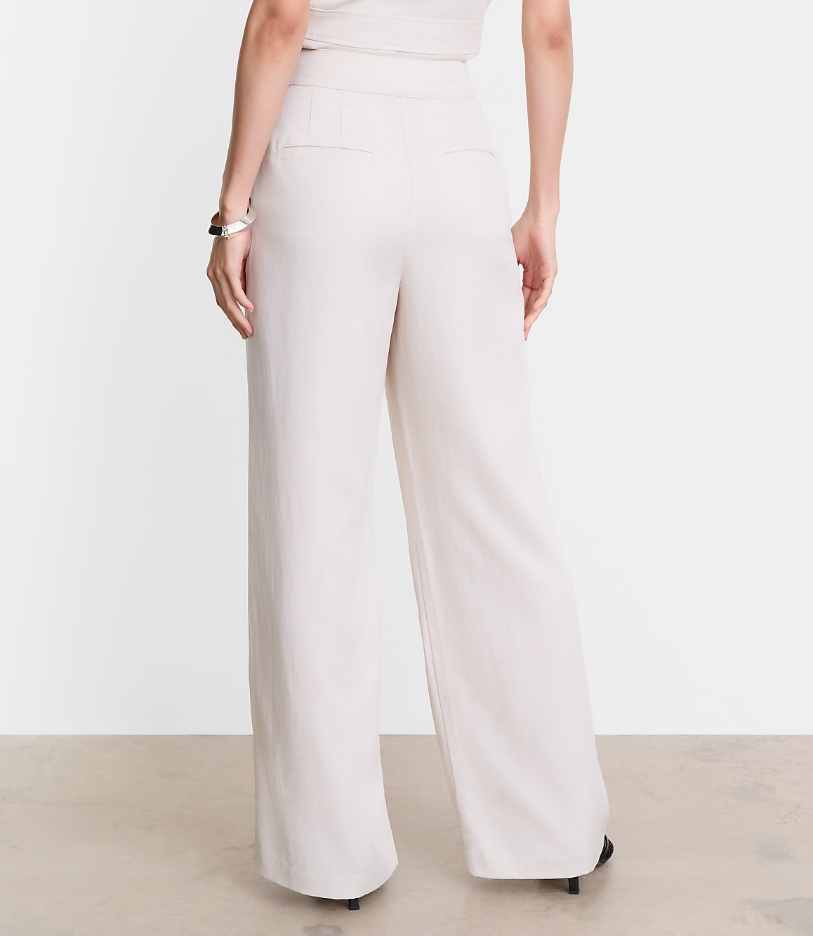 Petite LOFT Versa Pure Spun Pleated Wide Leg Pants