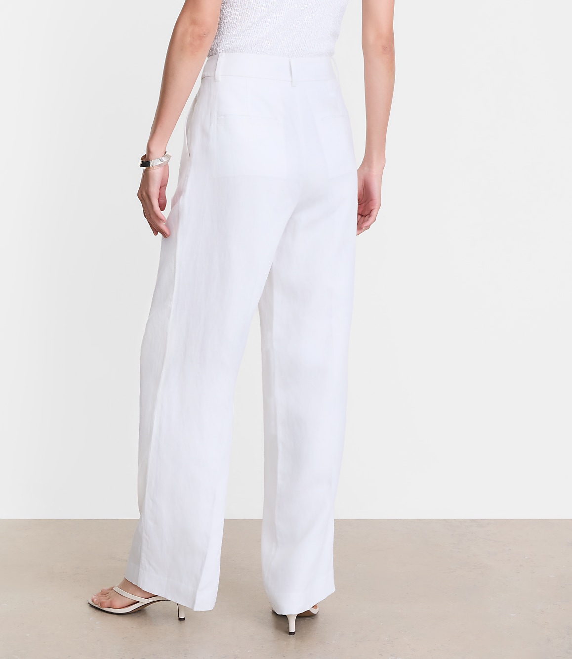LOFT Versa Luxe Lyocell Linen Pleated Relaxed Straight Pants