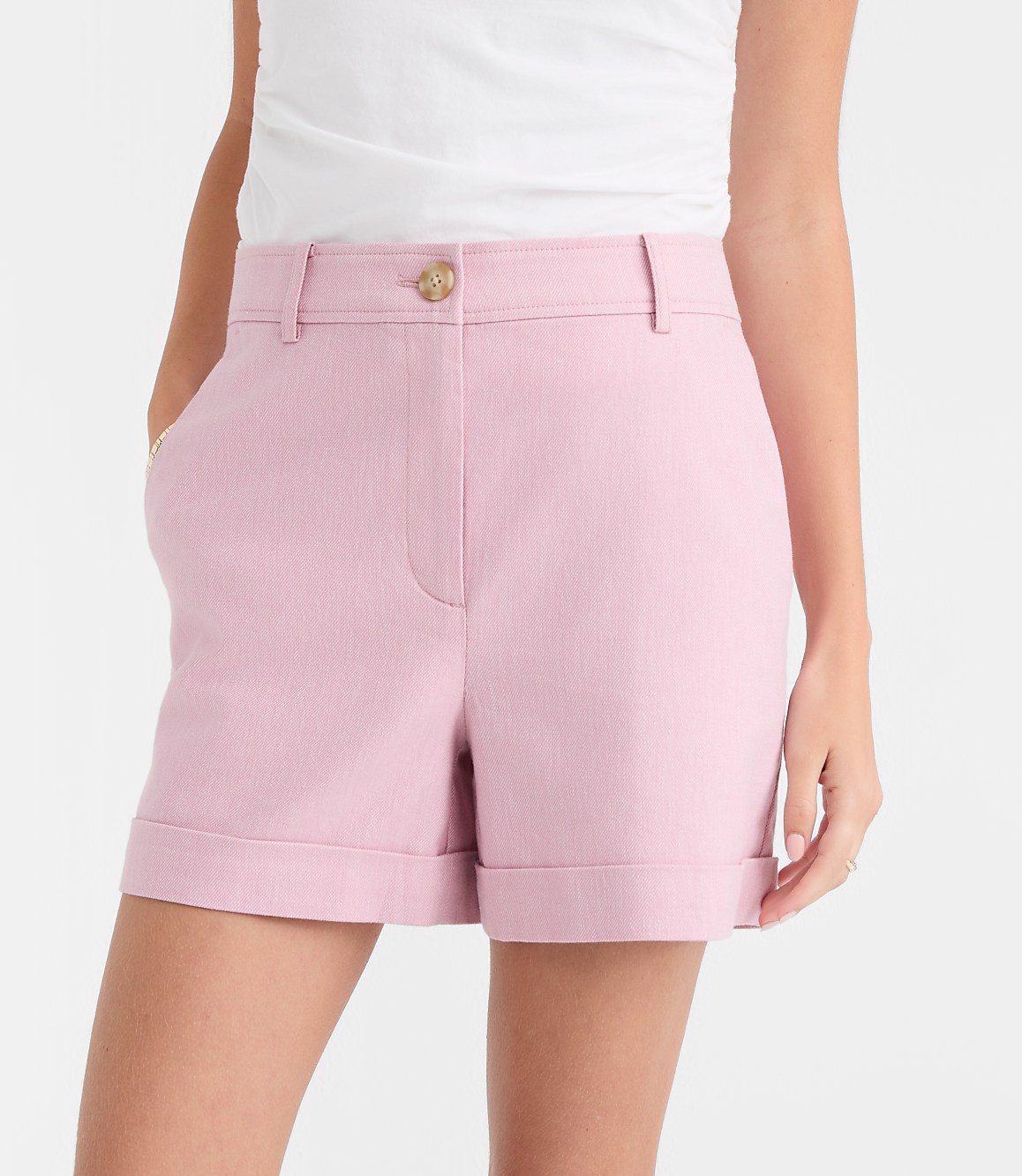 Petite Cuffed Shorts in Cotton Linen