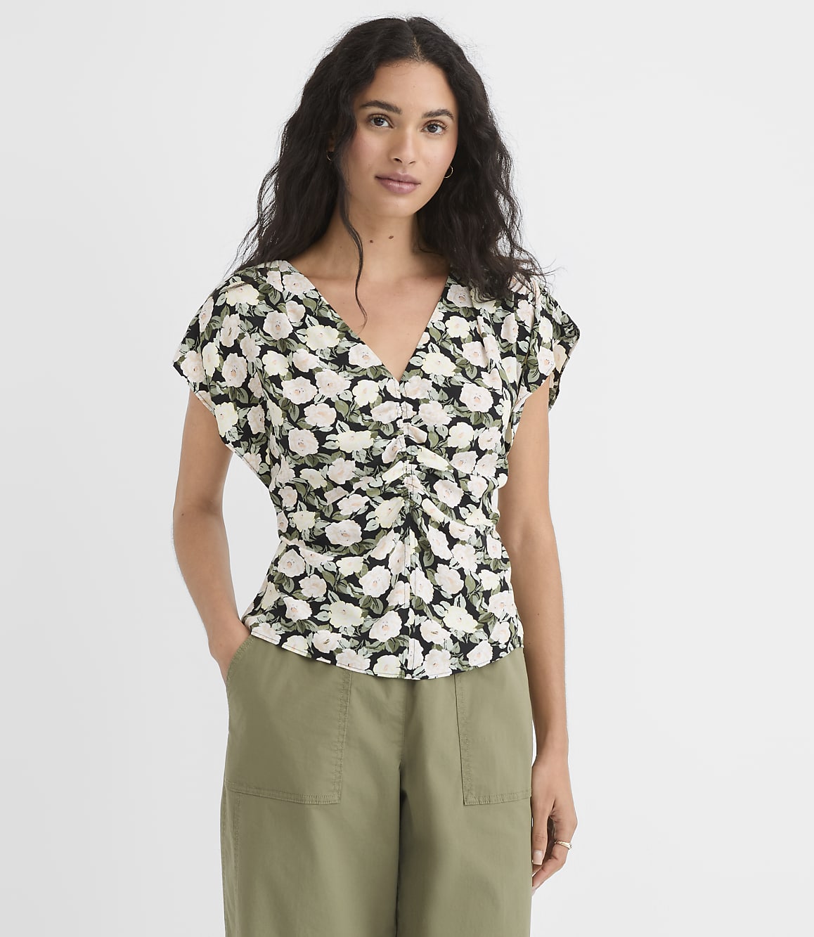 Petite Floral Ruched Flutter Sleeve Top