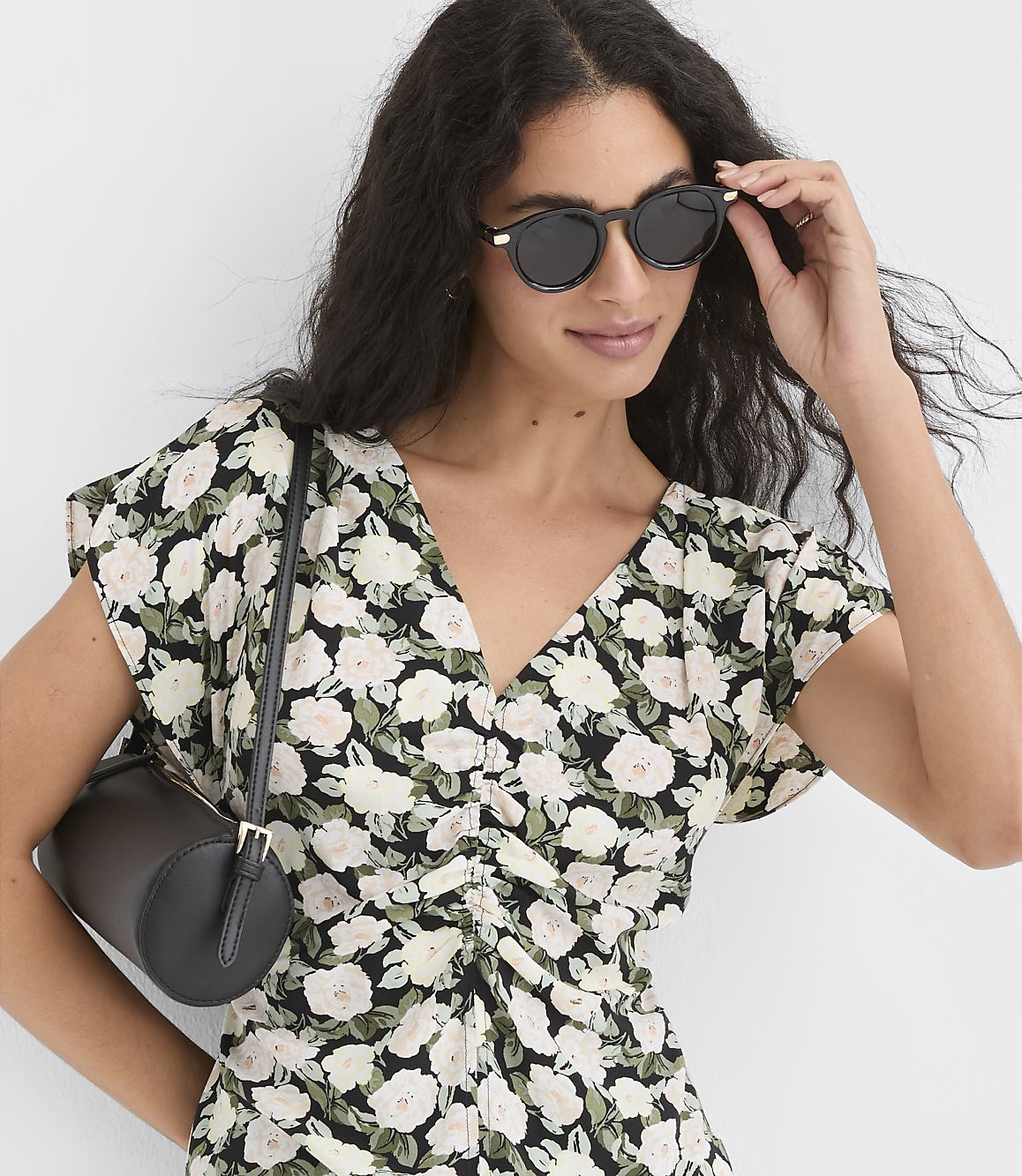 Petite Floral Ruched Flutter Sleeve Top