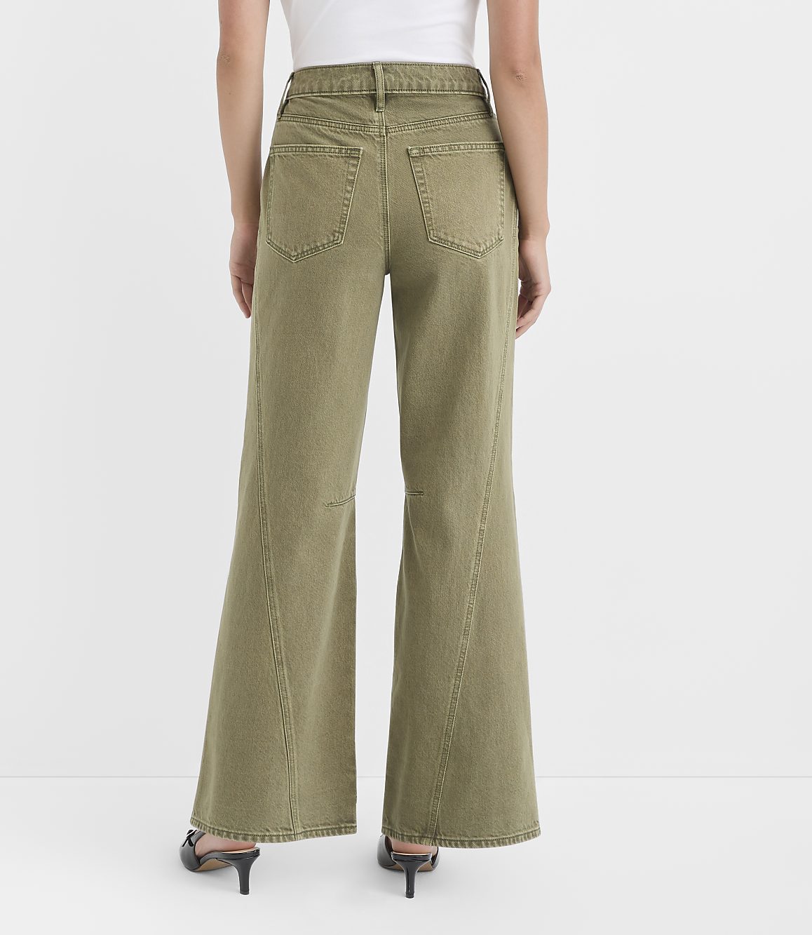 Rivete Petite Curvy Seamed Mid Rise Relaxed Flare Jeans in Washed Oregano