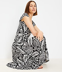 Palm Scoop Neck Midi Dress carousel Product Image 1